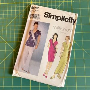 90s Simplicity “Millennium” Pattern #8682